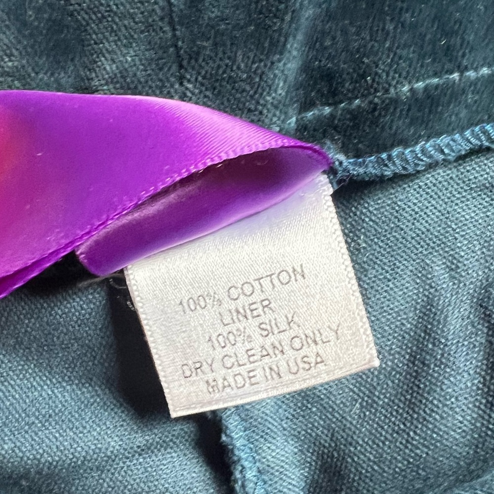 Shorts - Picture 7 of 7